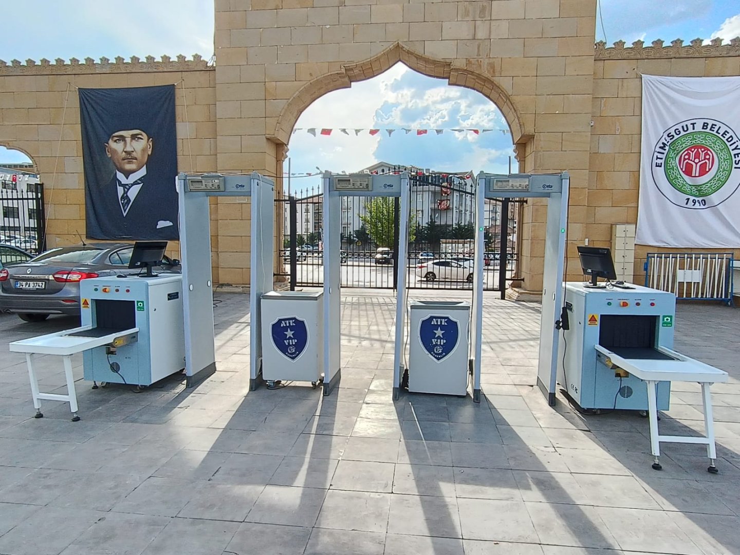 Kamu Kurum ve Kuruluşlarında Çalışan Özel Güvenlik Görevlilerine Ait Üniformalar Hakkında